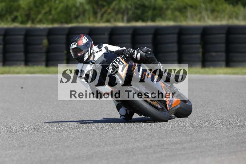 /43 08.08.2025 Discover the Bike ADR/Race 3 rot/508